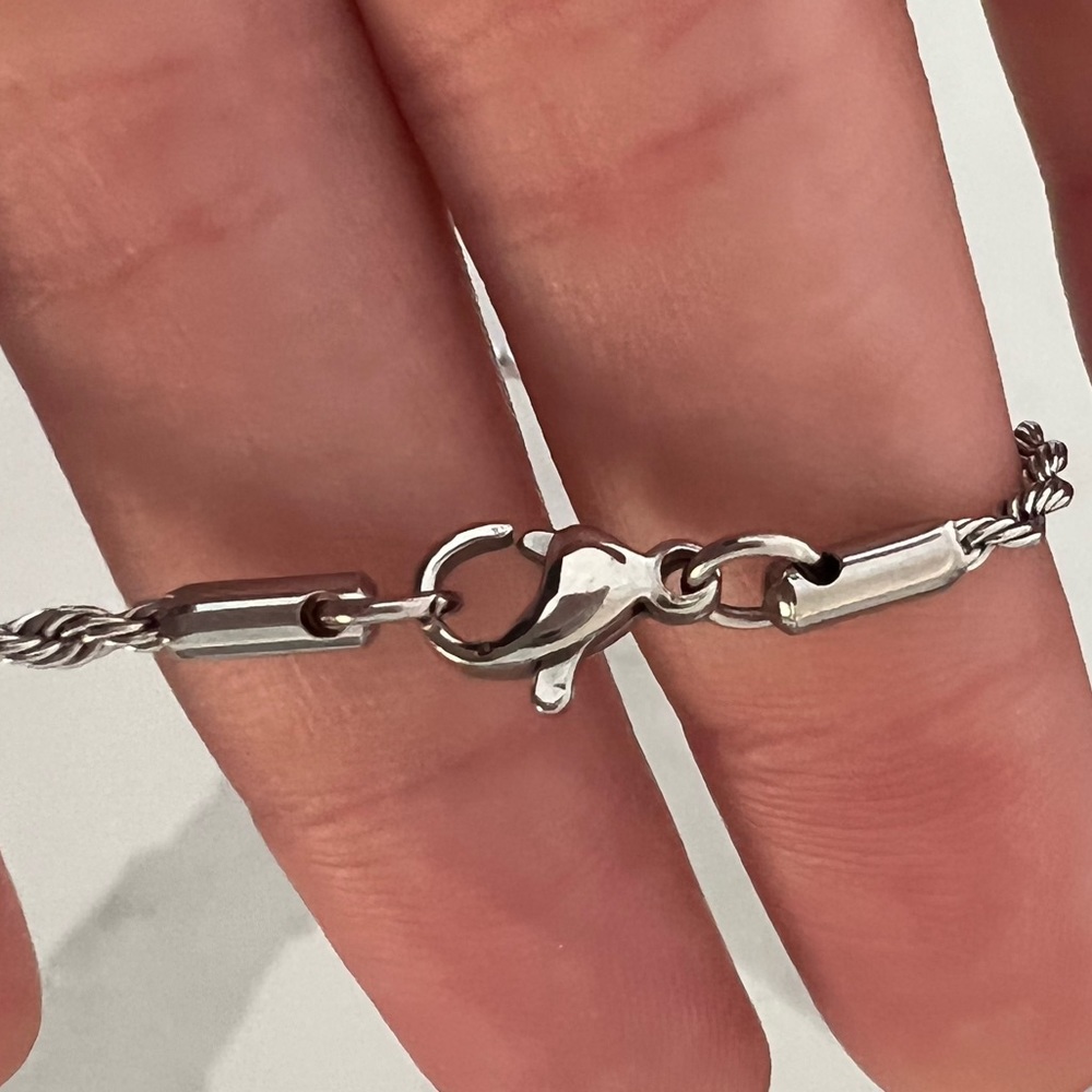 Silver Chain - Picture 3 of 4